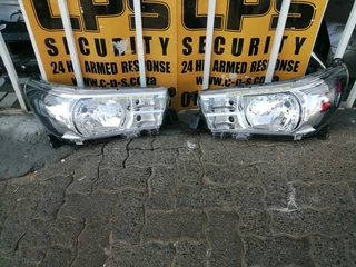 TOYOTA HILUX GD6 HEADLIGHTS 2016 TO 2020
