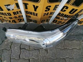 TOYOTA HILUX GD6 HEADLIGHTS 2016 TO 2020