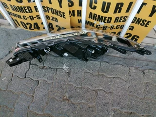 TOYOTA COROLLA CROSS GR HEADLIGHT 2022 TO 2024