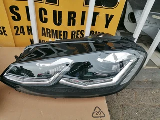 VW GOLF 7.5 TSI AUTO SYTLE HEADLIGHTS 2018 TO 2021