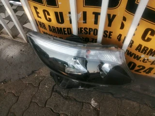 MERCEDES VITO NORMAL HEADLIGHT