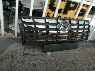 Hyundai Venue Main Grill 2022 To 2024