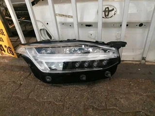 Volvo Xc90 Headlight 2016 To 2020
