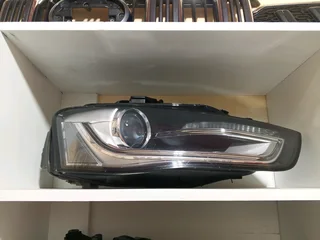 AUDI A4 B8 FACELIFT HEADLIGHT RH 2013 TO 2016 MODEL
