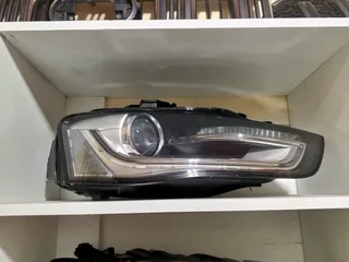 AUDI A4 B8 FACELIFT HEADLIGHT RH 2013 TO 2016 MODEL