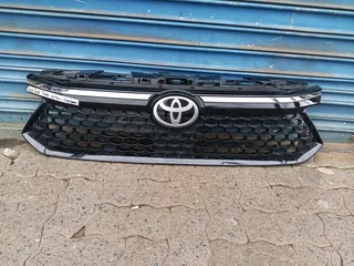 TOYOTA URBAN CRUISER MAIN GRILL 2023 TO 2025 MODEL