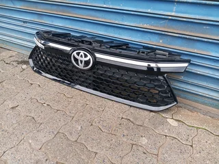 TOYOTA URBAN CRUISER MAIN GRILL 2023 TO 2025 MODEL
