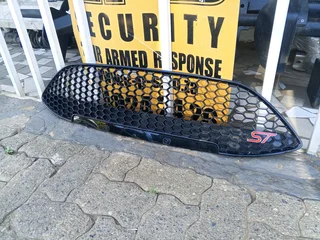 Ford Fiesta St Main Grill 2014 To 2018 Model