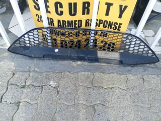 FORD FIESTA ST MAIN GRILL 2014 TO 2018 MODEL