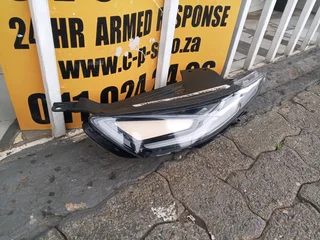HYUNDAI SANTA FE HEADLIGHT RH 2022 TO 2023 MODEL