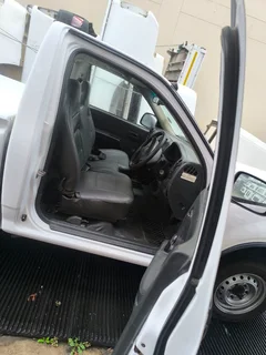 2011 Isuzu KB250 Diesal ( Go Big )