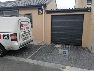 Automatic garage door Repairs/Installations and Gate motors Repairs