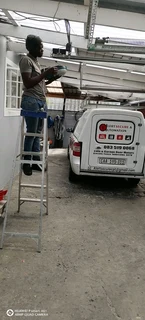 Remote controlled garage doors and gates technicians
