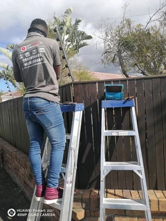 Remote controlled garage doors and gates technicians