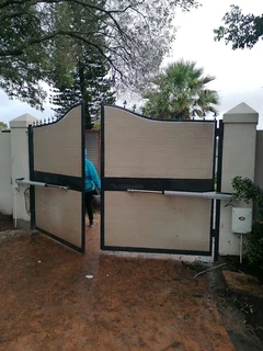 Repairs and new installations of Garage doors