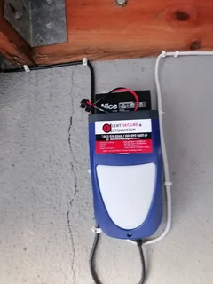 Garage doors experts and gate motors Pros