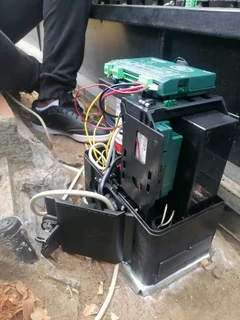 Garage doors experts and gate motors Pros