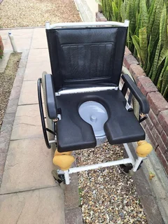 Commode Wheelchair