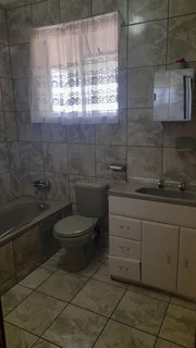 4 bedroom house for sale in Regents Park, Johannesburg South