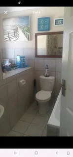 1 Room to rent in Town house  to share