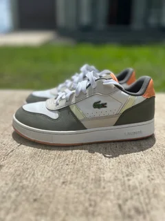 Lacoste Men’s Sneakers – Size 5 (Excellent Condition)