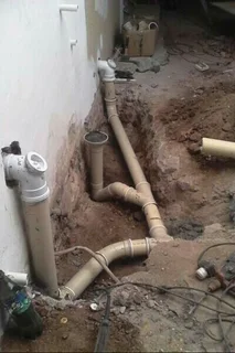 Handyman   Electrician  ,  Plumber   Urgently   looking   for job