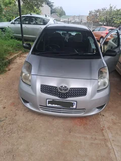 2007 Toyota Yaris Automatic Hatchback