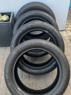 Car tyres