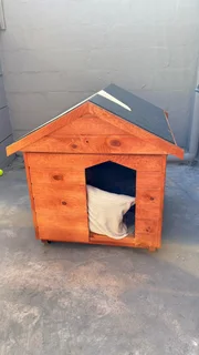 Dog kennel