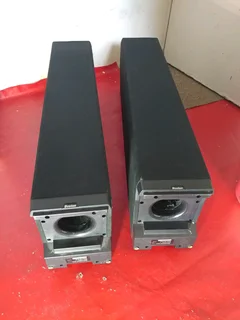 Boston acoustic VR 940  2way floorstanding speakers