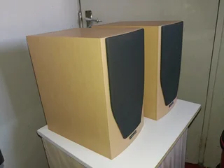 Mission M72 bookshelf speakers