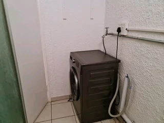 Girls Student Accommodation Available For Rental in Sunnyside in a 6-Bedroom Fully Furnished Flat