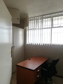 Girls Student Accommodation Available For Rental in Sunnyside in a 6-Bedroom Fully Furnished Flat