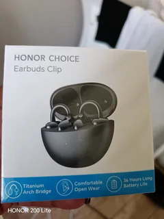 Honor earbud clips