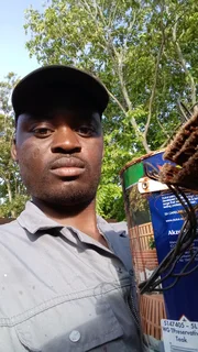 Job search as a Gardener, painter, factory works, dog's care giver and ask me what you want!