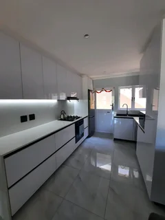 Modern 2 Bedroom Townhouse for Rent!