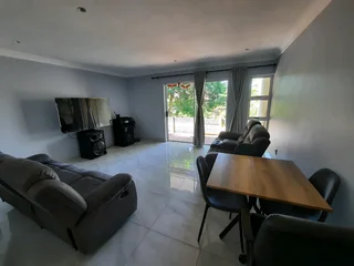 Modern 2 Bedroom Townhouse for Rent!