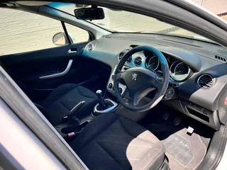 2010 Peugeot 308 1.6 Comfort