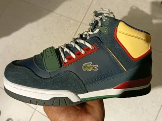 Lacoste Sneakers