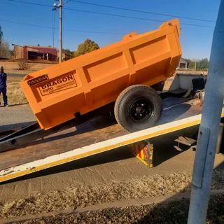 Tip trailers/Tipper trailers/trailers