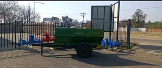 Tip trailers/Tipper trailers/trailers/Farm trailers/Sand and rock tip trailers/Dragon