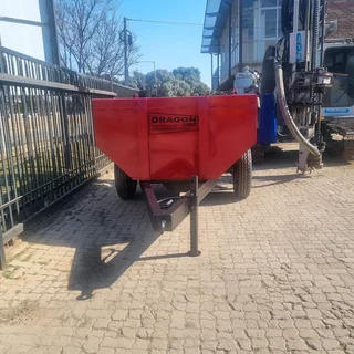 Tip trailers/Tipper Trailers/trailers