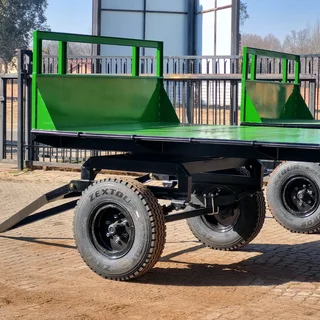 Tipper trailers/tip trailers/flatdeck trailers/trailers/agricultural trailers
