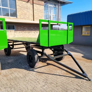 Flatdeck trailers/Tipper trailers/tip trailers