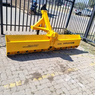 Slashers/Haymakers/Blower mowers/Graders/skrapers/Tip trailers/rippers