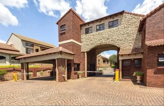 2 Bedroom Apartment to Rent in Morningside.