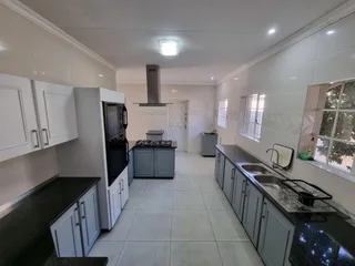 3 Bedroom House to Rent in Rivonia