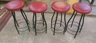 Barstools Black and Red