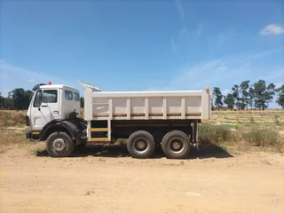 Tipper truck 10 cube for hire