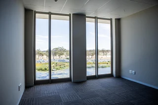 OFFICES TO RENT FROM AS LITTLE AS R7200/per MONTH excl. vat - Somerset West
